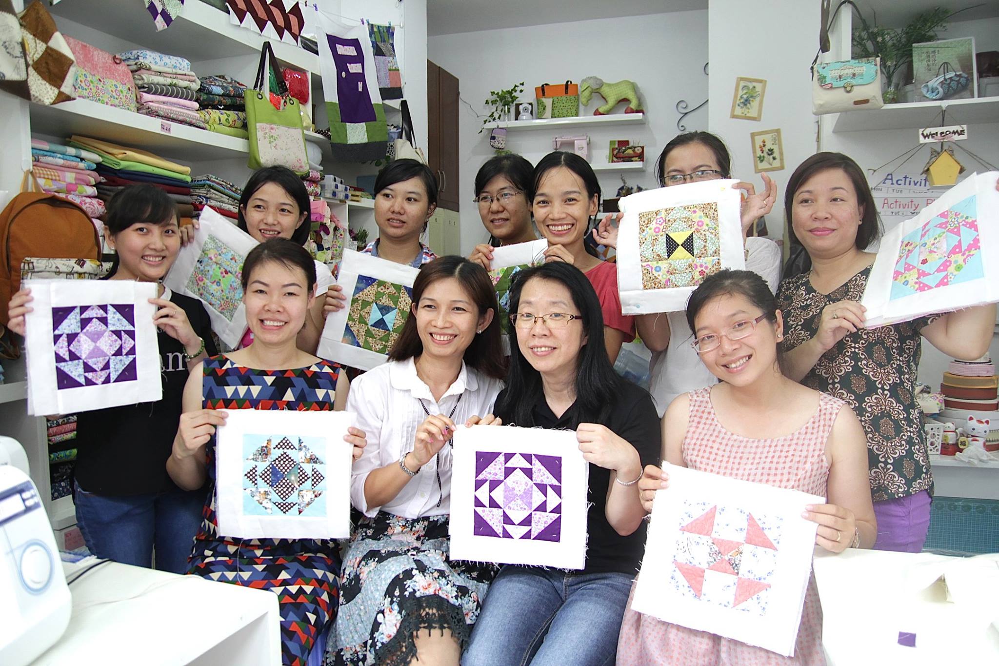 lop-quilt-cung-co-iris-va-brother-team