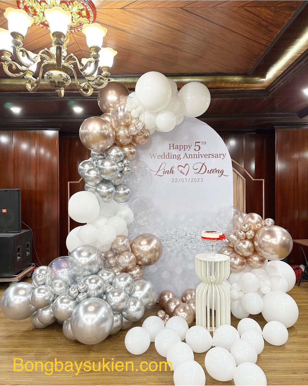Backdrop Kỷ Niệm Ngày Cưới Đẹp Tại Hà Đông