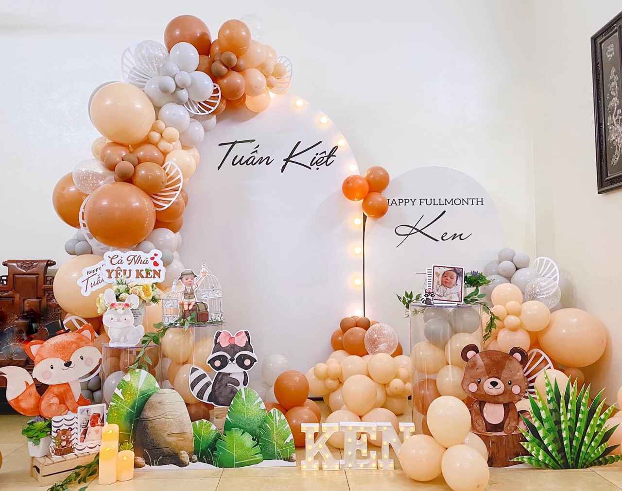 Trang trí sinh nhật bé trai 1 tuổi tại nhà
