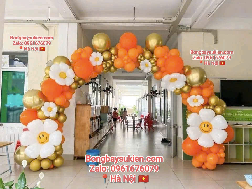 Những mẫu trang trí bóng bay lớp học khai giảng năm học mơi