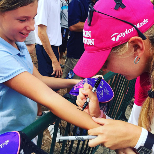 Hộp 12 cây bút lông dầu vẽ đa chất liệu Sharpie Fine Point 0.9mm - Màu đen (Black)