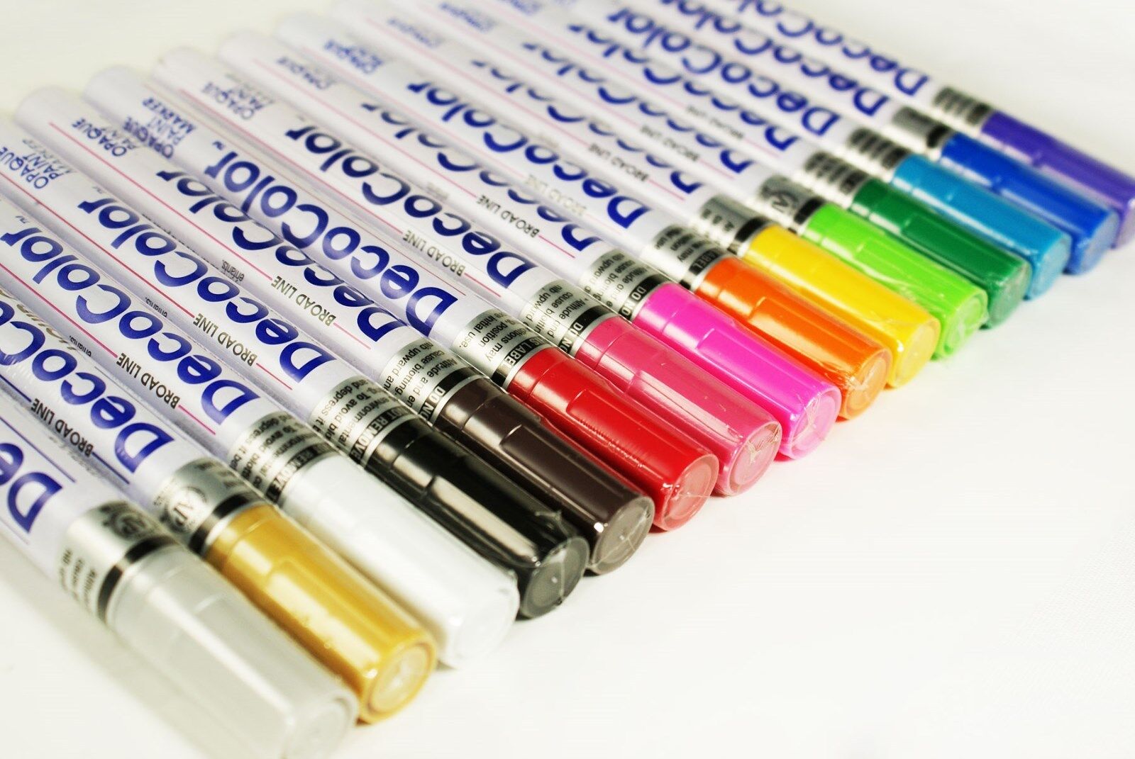 Bút sơn dầu đánh dấu công nghiệp Marvy DecoColor Industrial Paint Marker Broad 2.0mm - Tím (Violet) #728