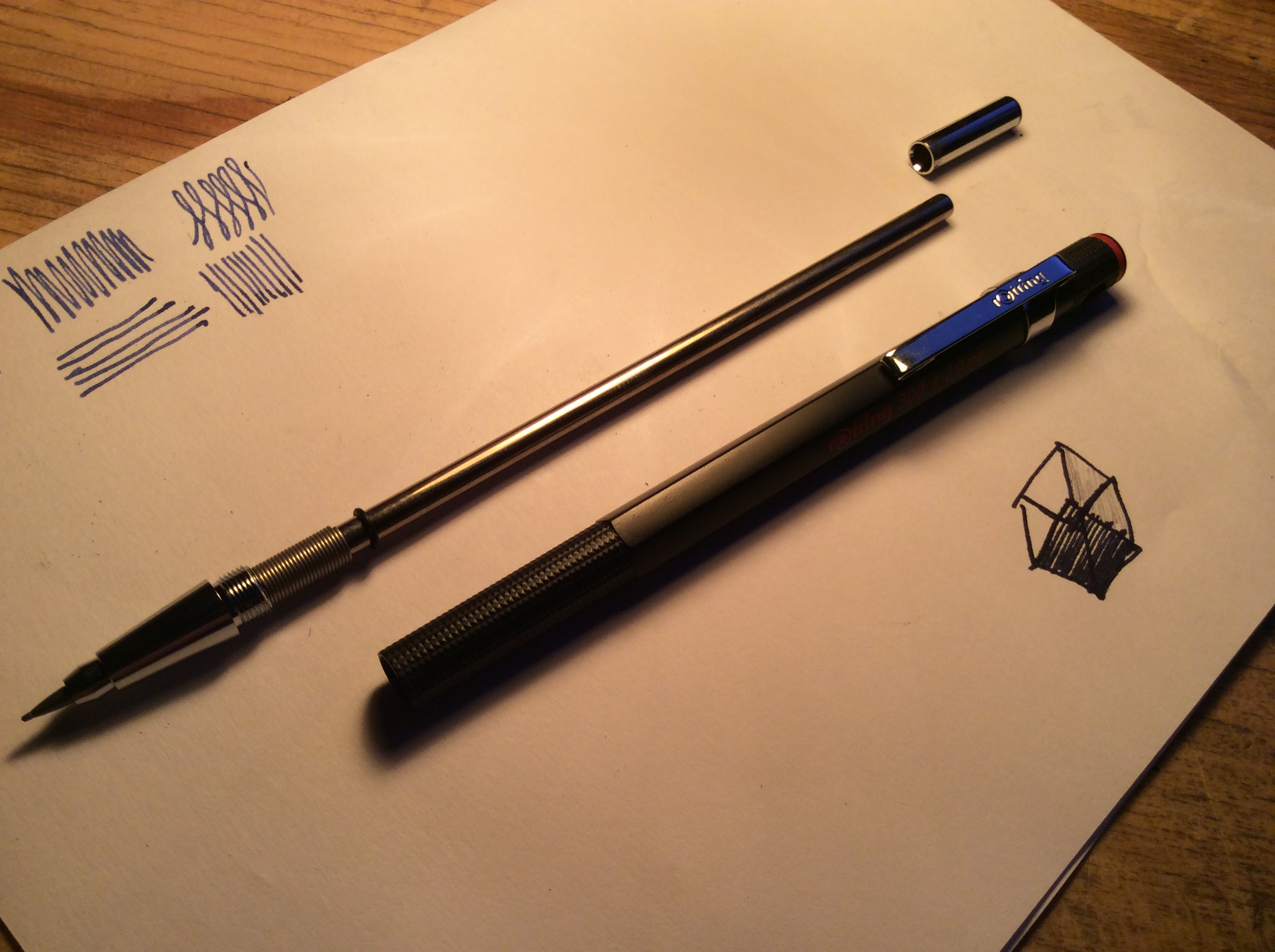 Bút chì bấm cơ học, để vẽ phác thảo Rotring 300 Mechanical Pencil