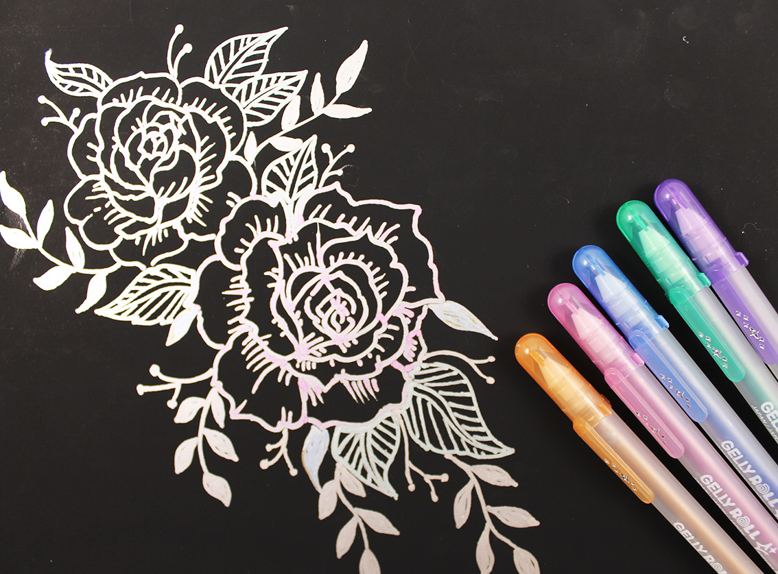 Bút bi Gel vàng ánh kim có viền màu Sakura Gelly Roll Silver Shadow - Ngòi 0.7mm