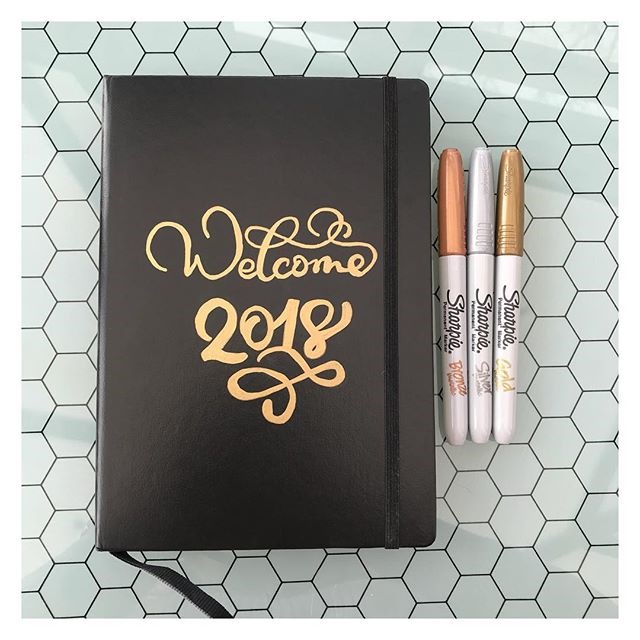 Vỉ 3 màu bút lông dầu ánh kim Sharpie Metallic (Ruby, Emerald, Sapphire)