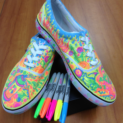 Vỉ 5 màu bút lông dầu phát sáng trong bóng tối Sharpie Neon