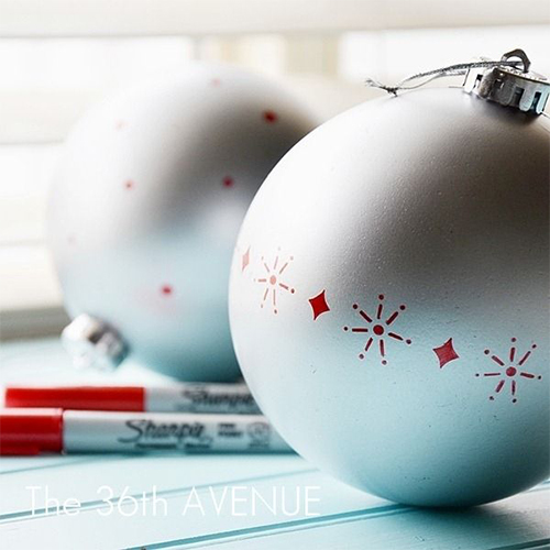 Vỉ 24 màu bút lông dầu ngòi kim vẽ trên mọi chất liệu Sharpie Ultra Fine