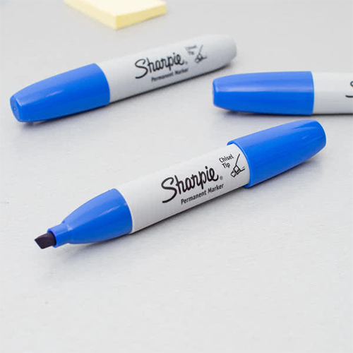 Bút lông dầu ngòi vát vẽ đa chất liệu Sharpie Chisel Tip 4.5mm (Cây lẻ)