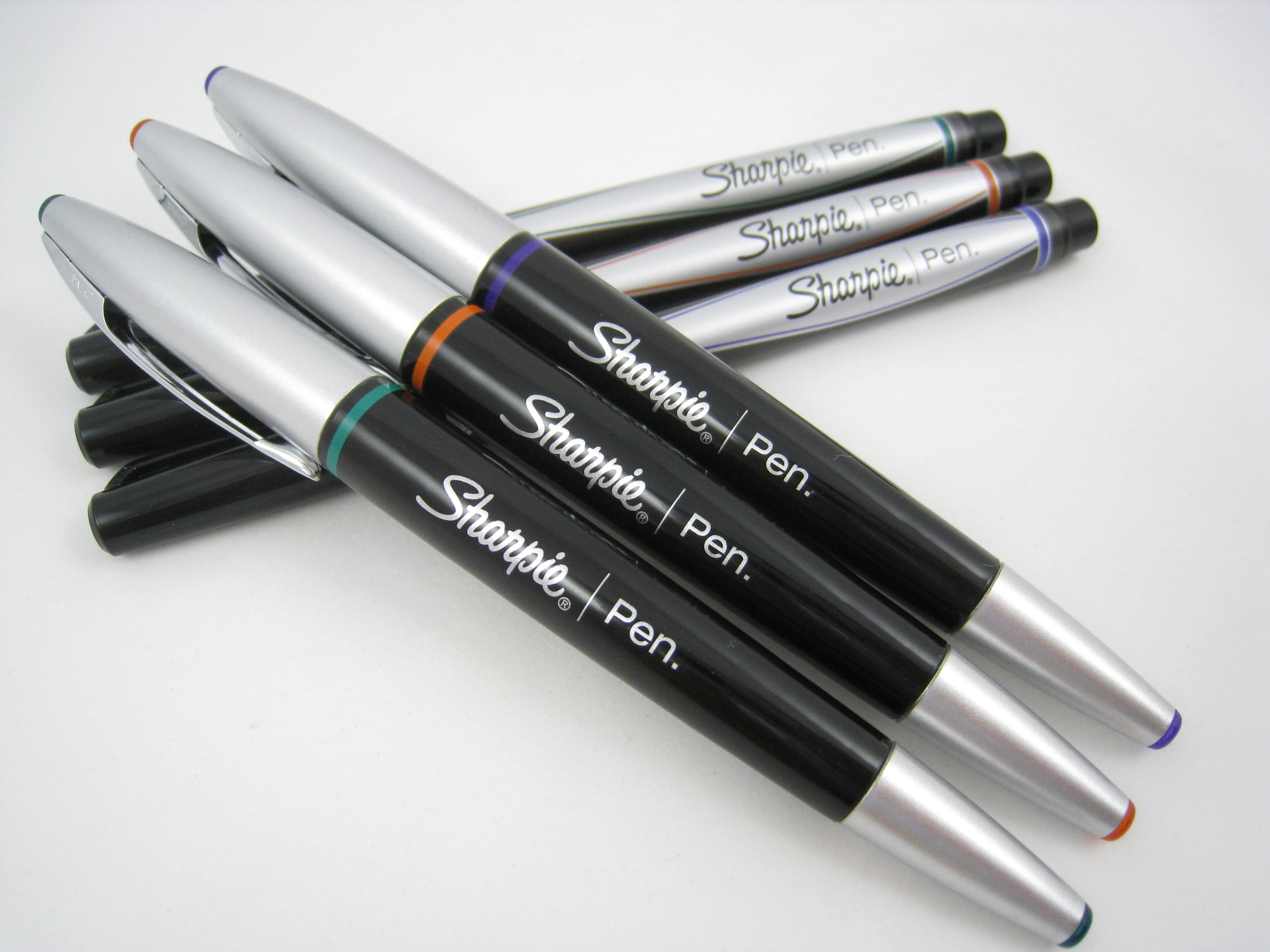 Bút lông kim nắp đậy cao cấp Sharpie Grip Pens Fine 0.8mm (Cây lẻ)