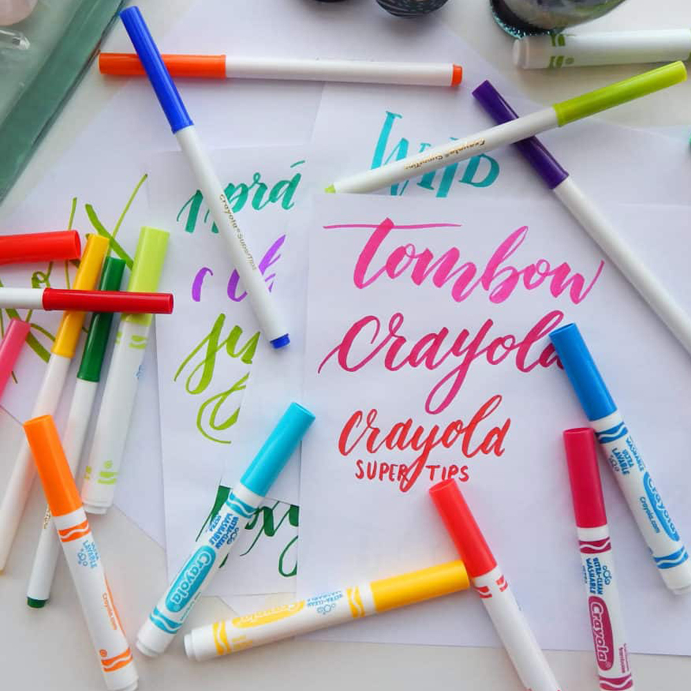 Bộ 12 bút đánh dấu đầu tròn làm sạch dễ dàng Crayola Ultra - Clean Washable Markers