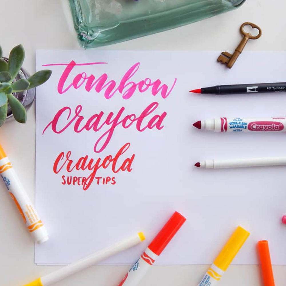 Bộ 12 bút đánh dấu đầu tròn làm sạch dễ dàng Crayola Ultra - Clean Washable Markers