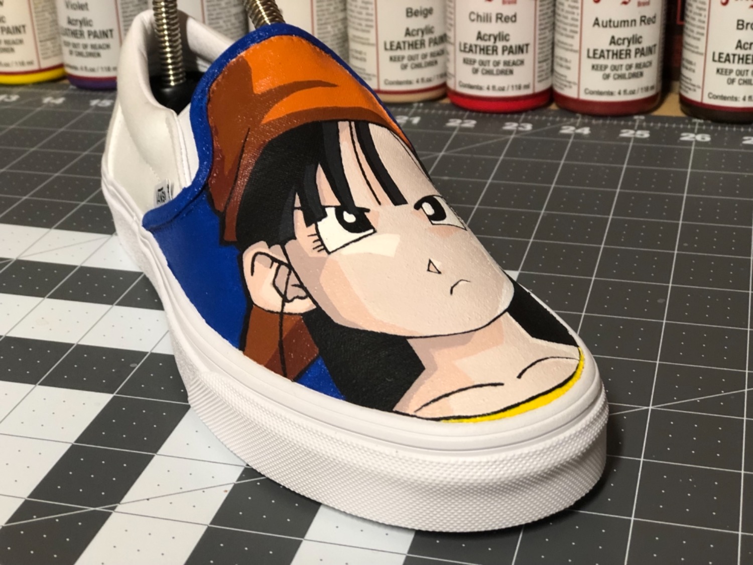 Dung dịch tạo lớp phủ bảo vệ màu Angelus Finisher Normal (Bóng nhẹ) – 118ml (4Oz)