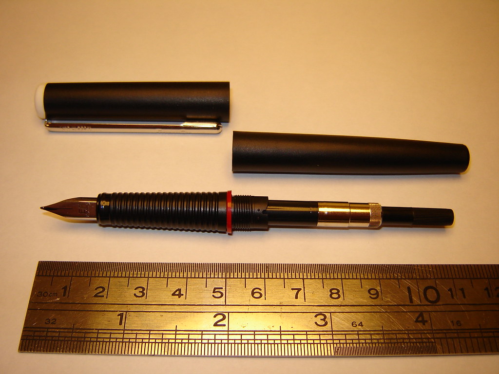 Bút máy cao cấp dùng để viết chữ thư pháp Rotring ArtPen Calligraphy (Cây lẻ)