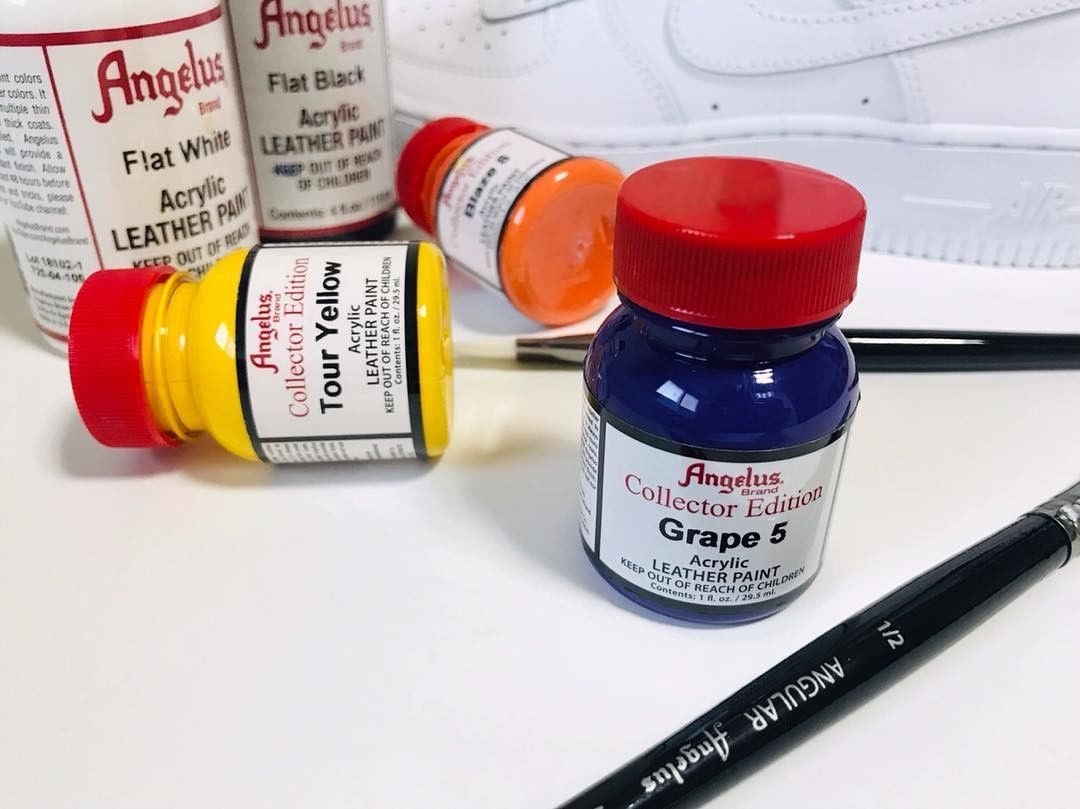 Màu acrylic vẽ lên da, vải Angelus Leather Paint (Collector Edition) – 29.5ml (1Oz)