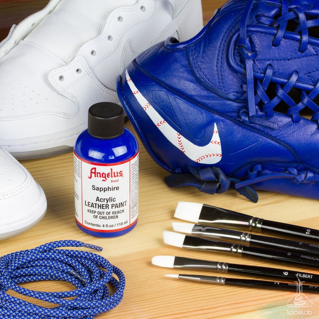 Màu acrylic vẽ lên da, vải Angelus Leather Paint (Standard) – 118ml (4Oz)