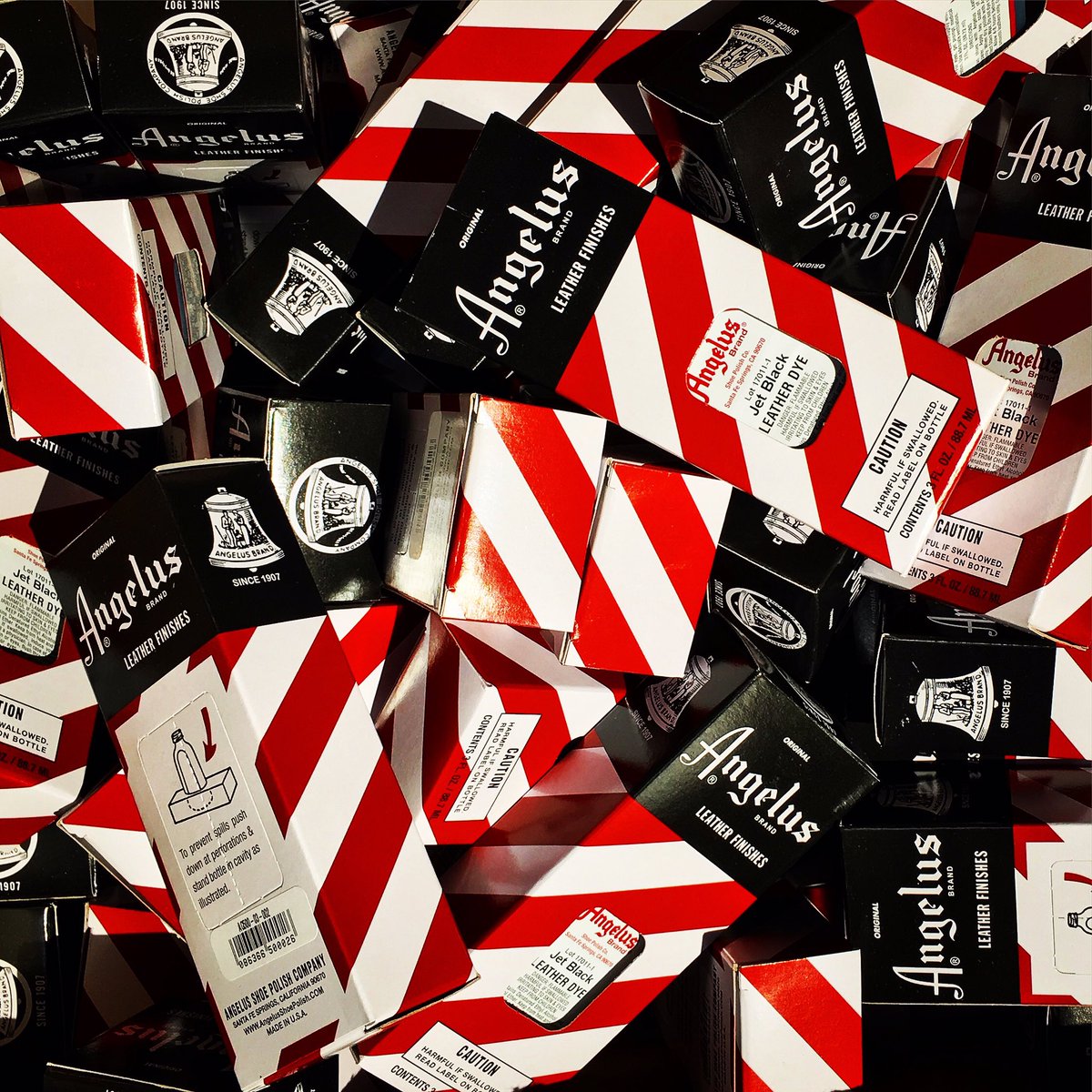 Thuốc nhuộm màu da cao cấp Angelus Leather Dye – 90ml (3Oz)