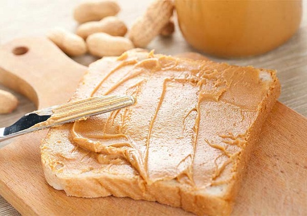 Bánh mỳ bơ đậu phộng béo ngậy