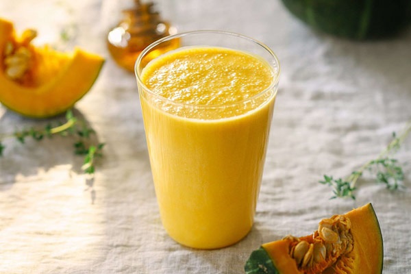 Uống sữa bí đỏ hàng ngày để tăng cân