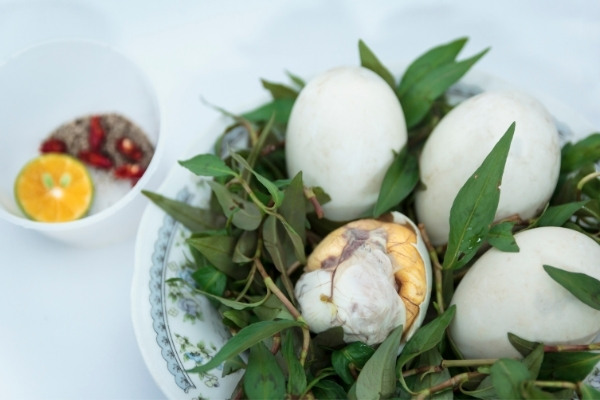 Trứng vịt lộn có giúp tăng cân