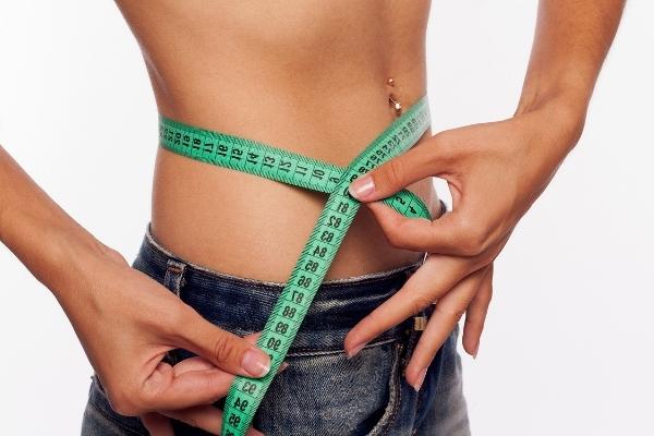 Lắc eo có giảm mỡ bụng không?