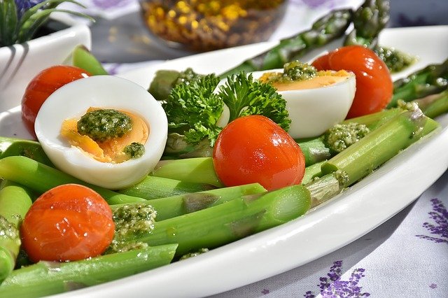 Thực đơn giảm cân buổi tối với trứng luộc