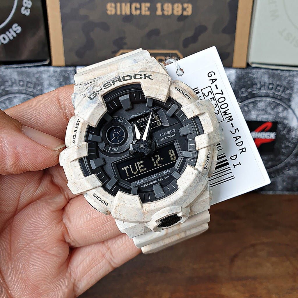 Đồng hồ thể thao G-Shock GA-700WM-5ADR