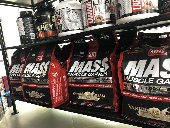 Không tập gym nên bổ sung dòng mass tăng cân nạc
