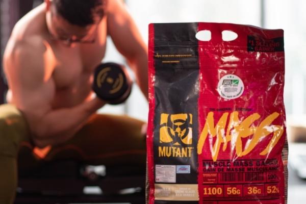 Mutant Mass chứa phần lớn là Whey prorein Hydrolyzed