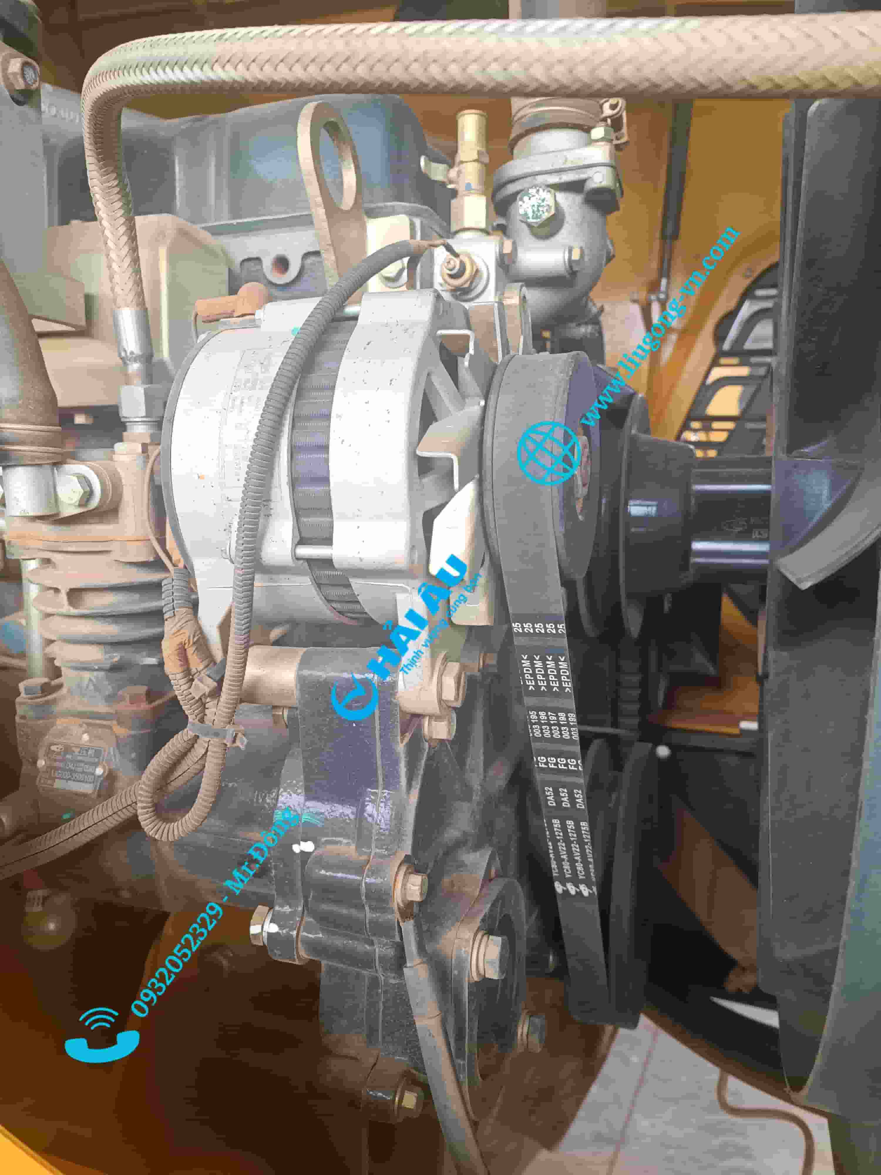 Máy Xúc Lật Cũ HJ946