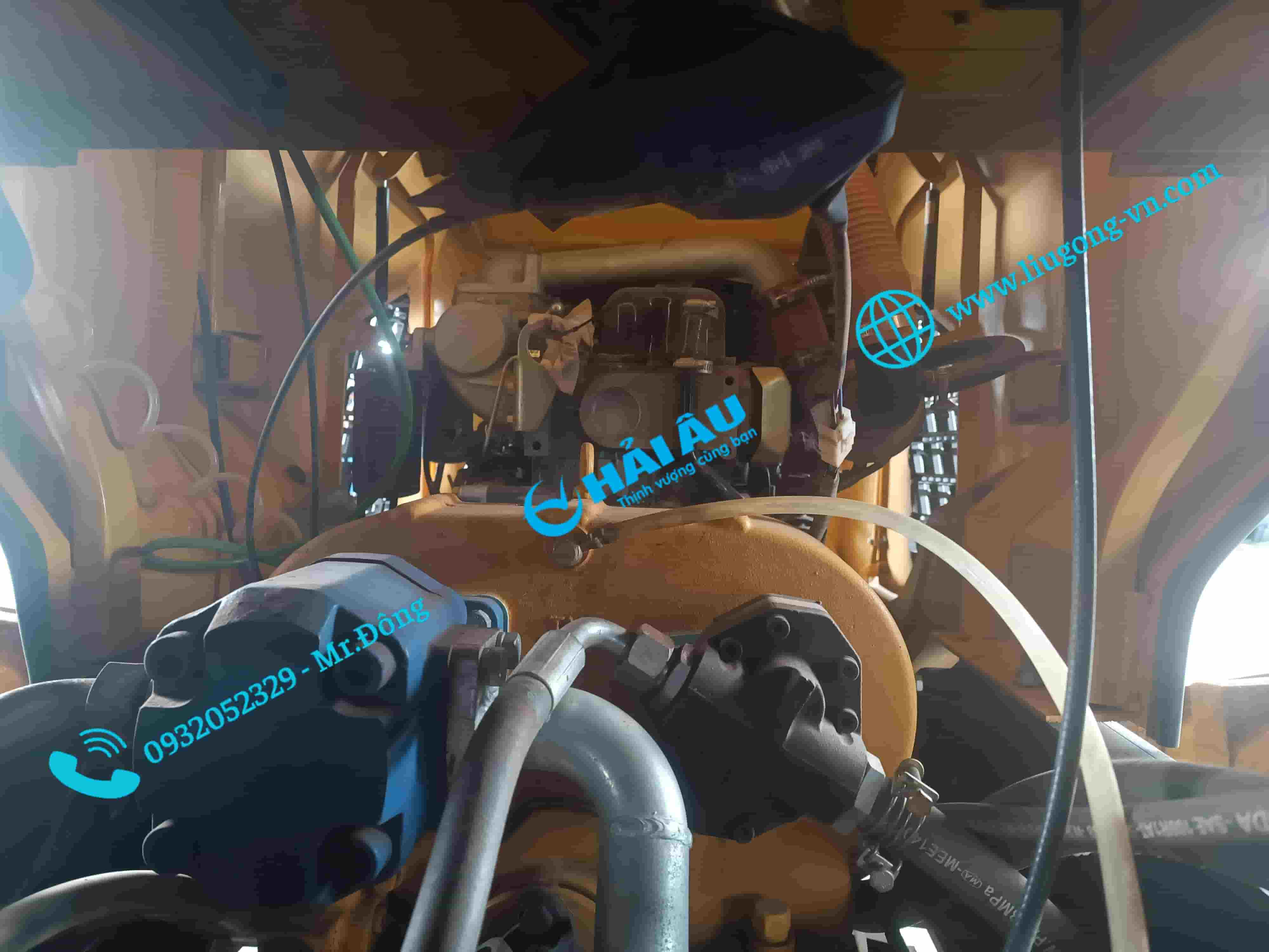 Máy Xúc Lật Cũ HJ946