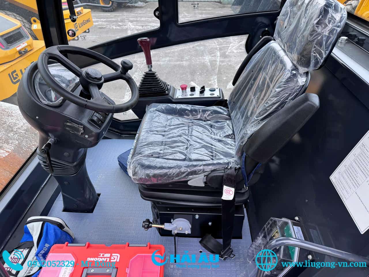 Máy Lu Rung Liugong CLG6614E