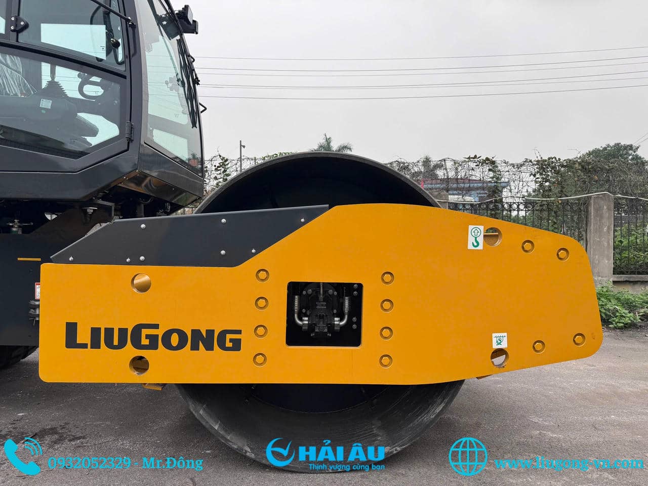 Máy Lu Rung Liugong CLG6614E