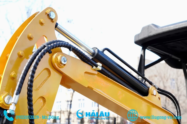 Máy Xúc Mini Lugong LZ10