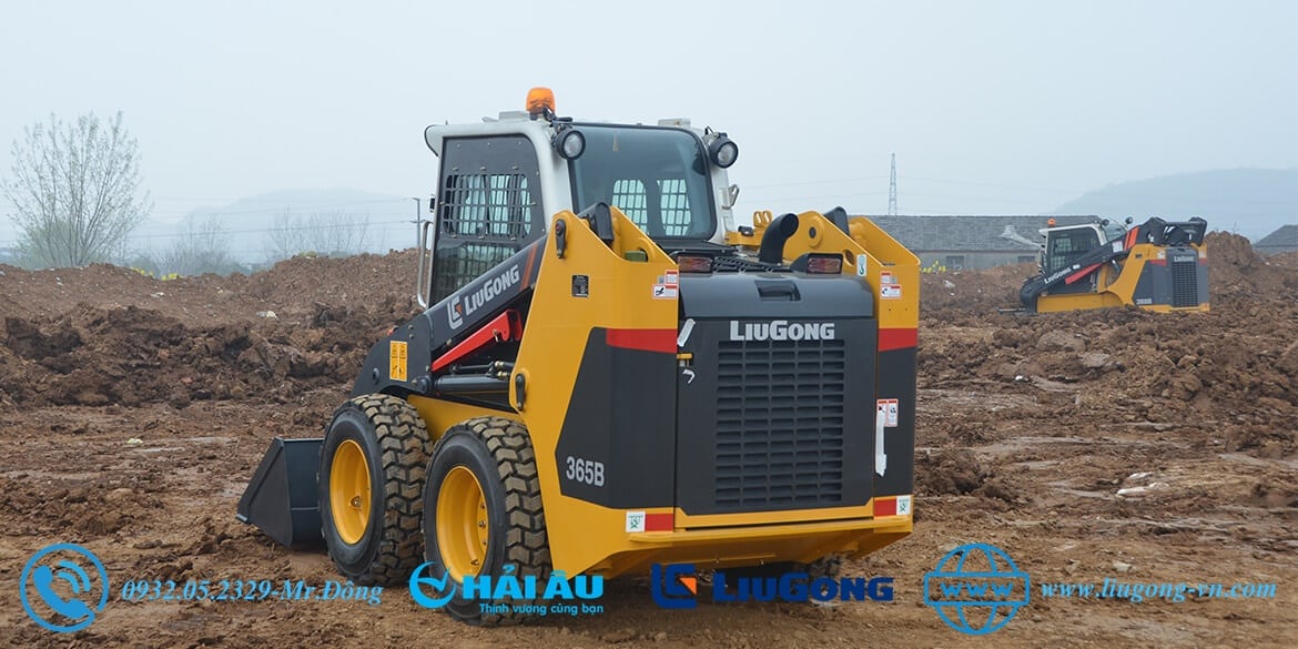 Máy Xúc Trượt Liugong CLG365B