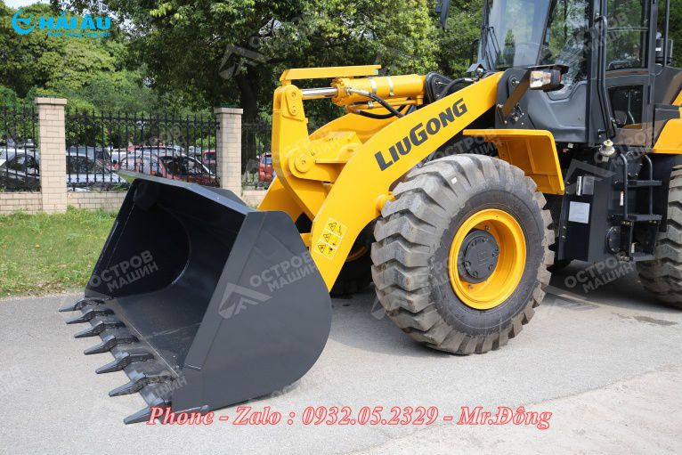 Máy Xúc Lật Liugong CLG842H
