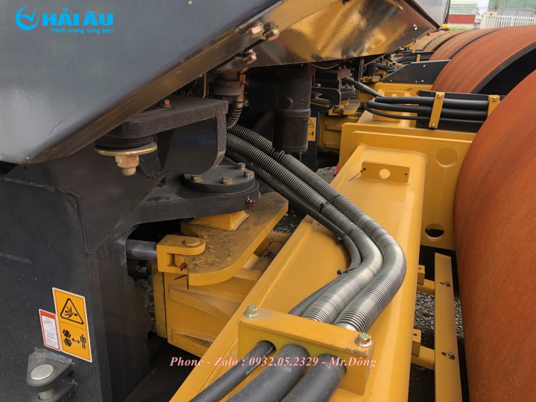 Máy Lu Rung Liugong CLG6114E