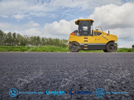 Máy Lu Lốp Liugong CLG6520E