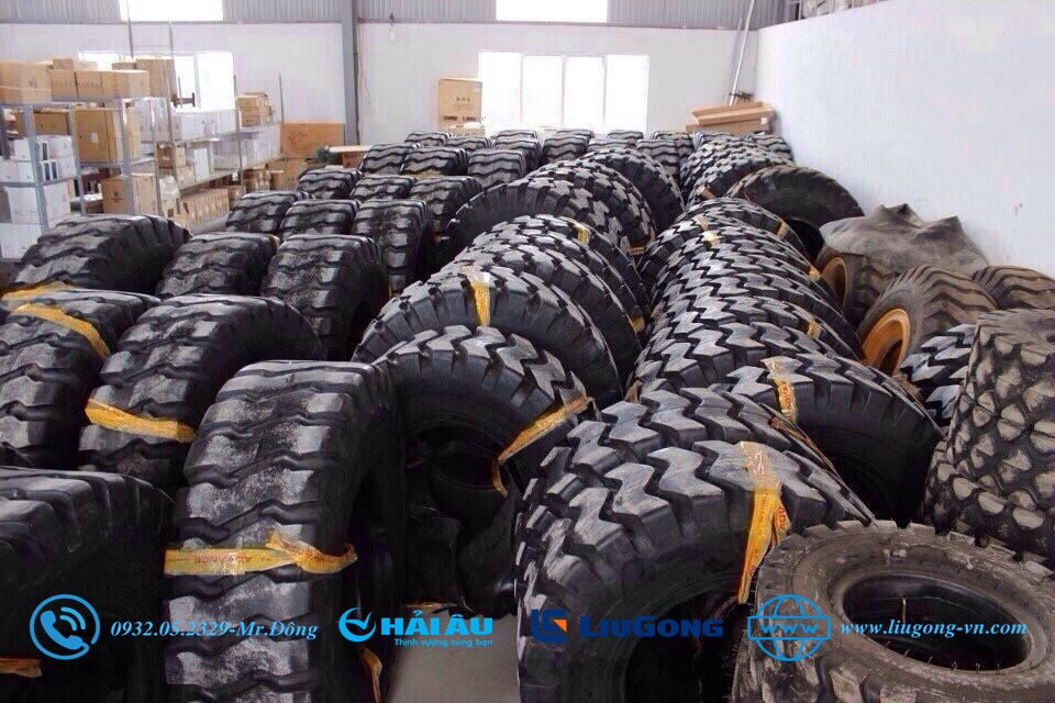 Lốp Máy Xúc 15/90 - 16