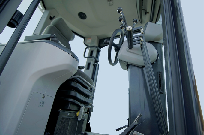 Máy San Gạt Liugong CLG4180D