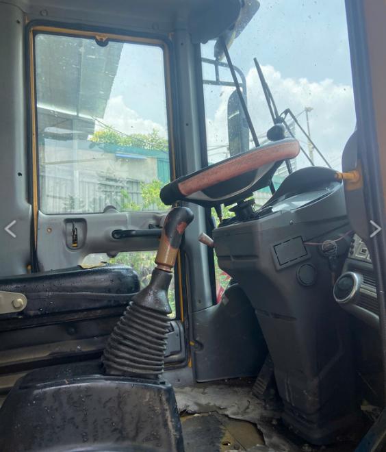 Máy Xúc Lật Cũ HJ928