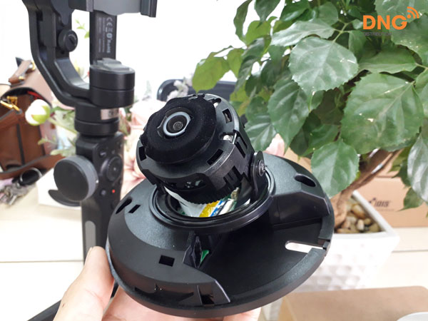 Automatic Iris Lens là tự động điều chỉnh ống kính camera quan sát