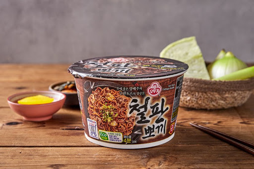 오뚜기 철판뽀끼 용기 125G OTTOGI My tron an lien kieu Teppanyaki bat