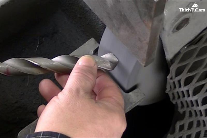 Cách Mài Mũi Khoan Bê Tông Siêu Nhanh và Sắc Bén