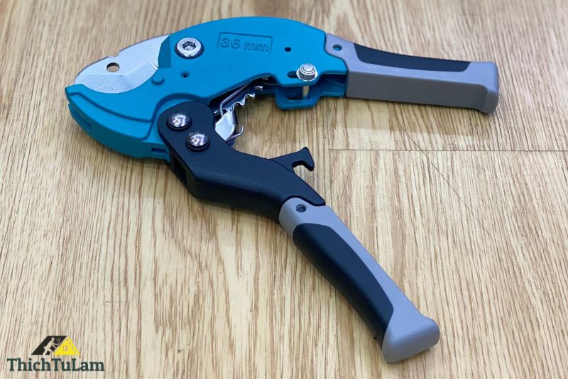 Đánh Giá Kéo Cắt Ống PVC Cmart và Buddy cái nào tốt hơn