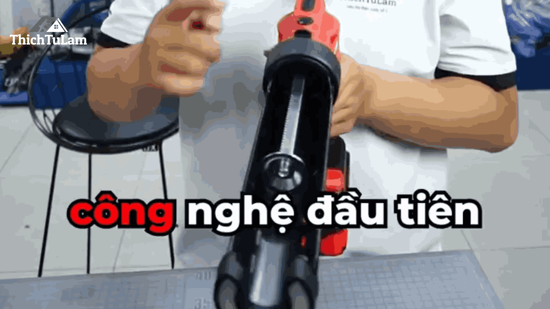 Súng băn keo bằng Pin Amaxtools: 10 Điều Nên Biết