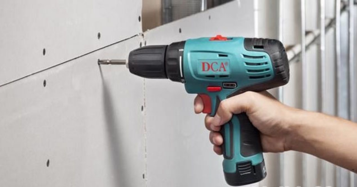 Máy khoan pin DCA