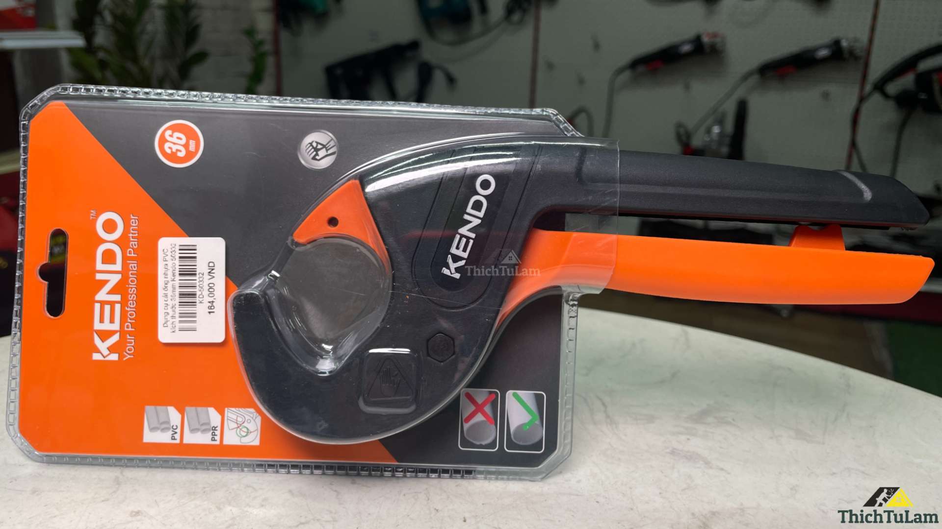 Dụng cụ cắt ống nhựa PVC kích thước 36mm Kendo 50332