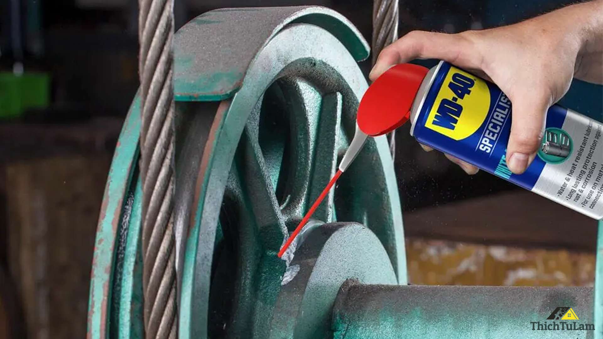 Mỡ bò nước Lithium trắng 360ml (White Lithium Grease) WD-40 350054