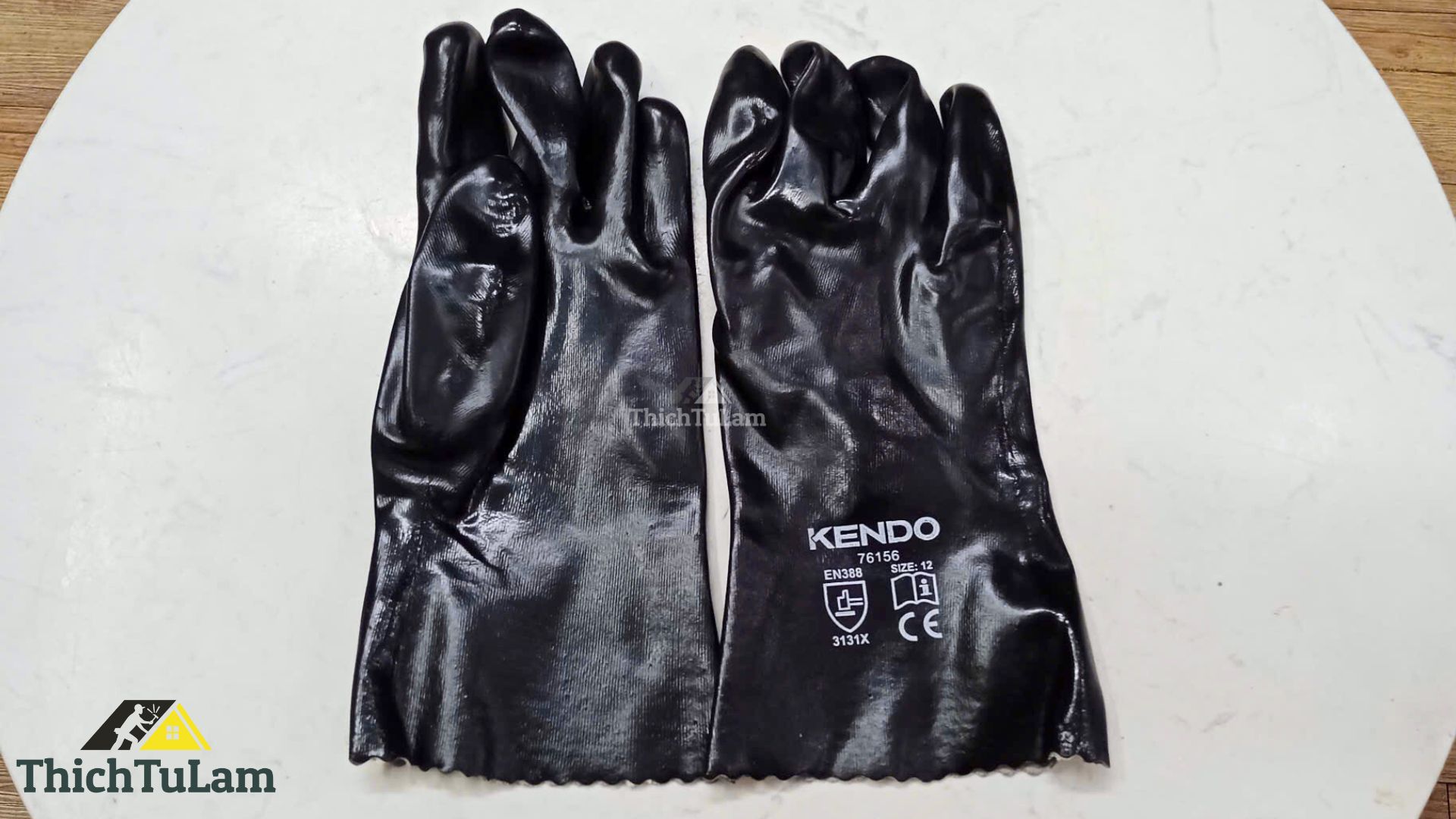 Găng bay bảo hộ chất liệu PVC size 12 inch Kendo 76156