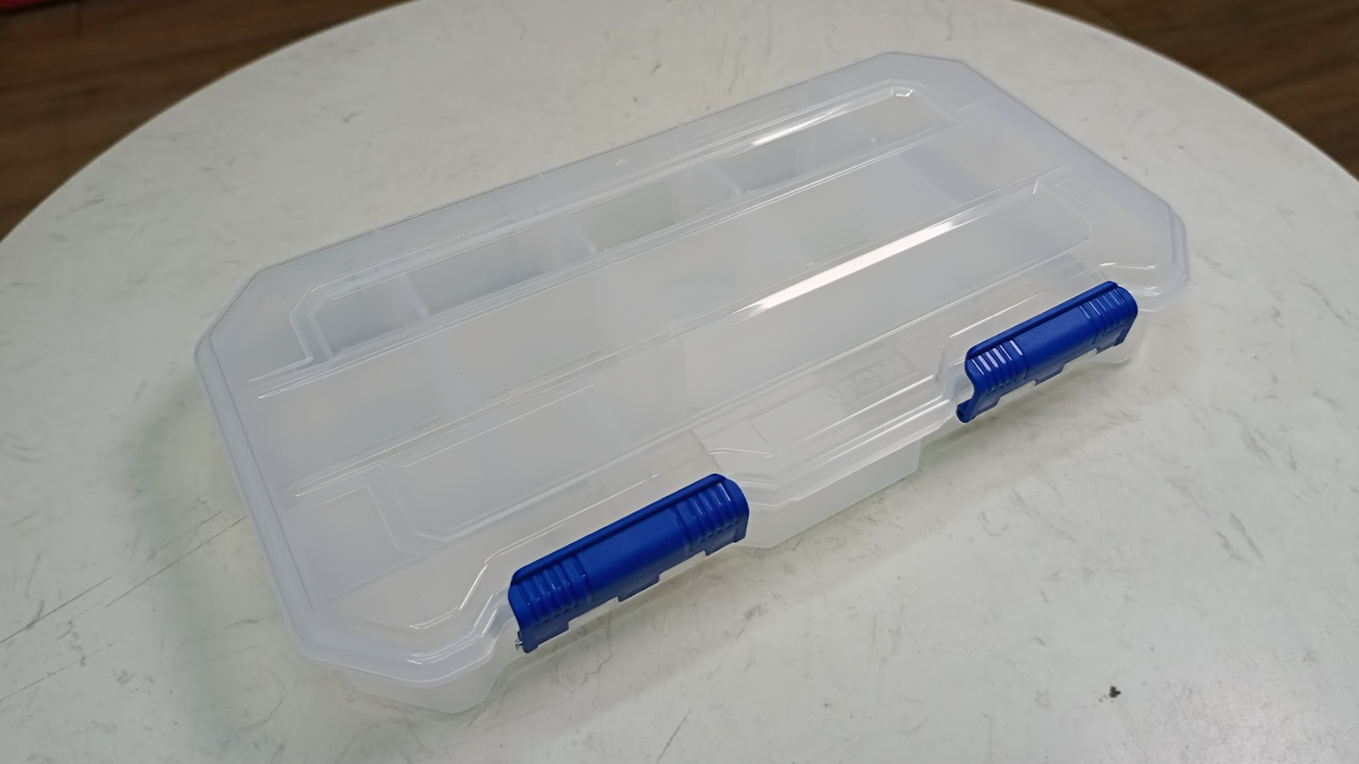 Hộp nhựa trong suốt 13 ngăn 320x180x50mm Wadfow WTB8342